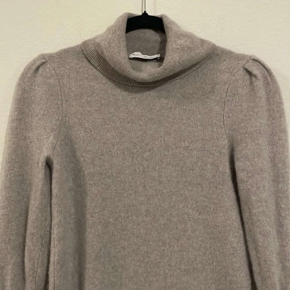 White + Warren Women's Cashmere Sweater Large Statement Sleeve Quiet Luxury